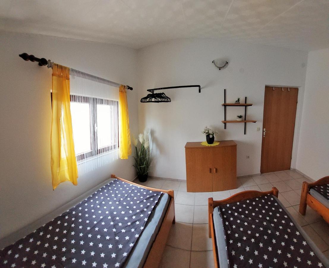 Apartments Maltasic Вир Екстер'єр фото