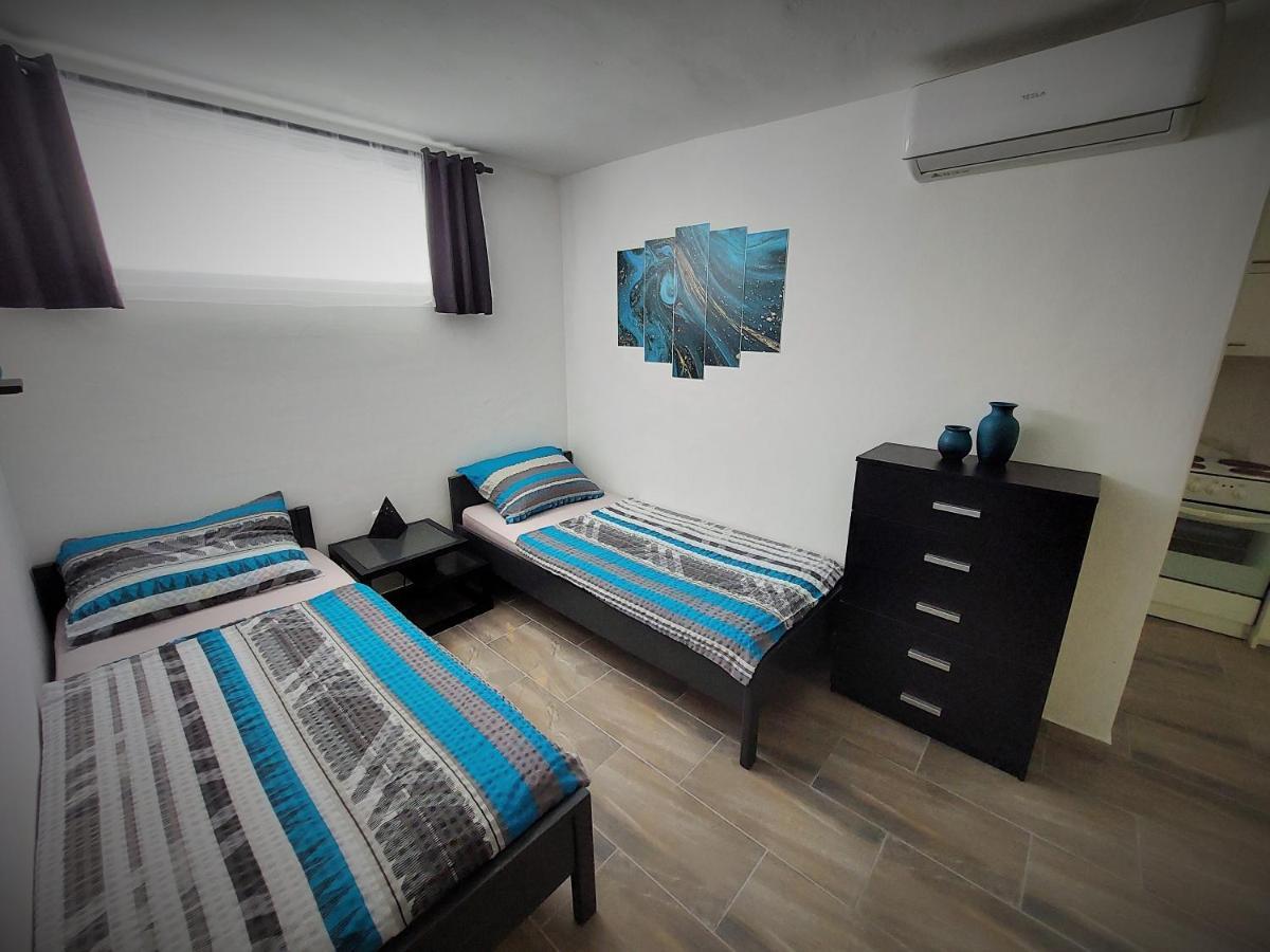 Apartments Maltasic Вир Екстер'єр фото